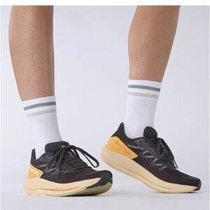 salomon spectur running shoes